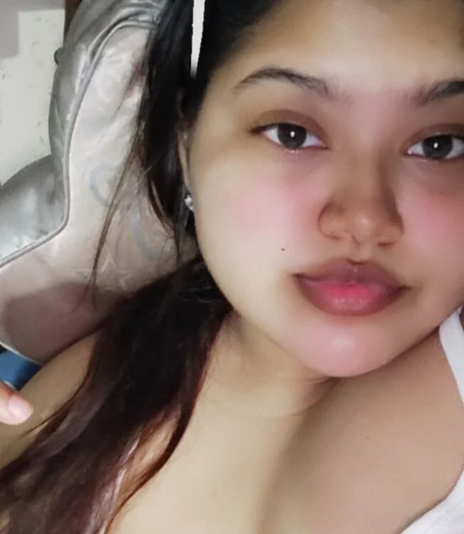 Micheeerg18 Offline XXX-Chat