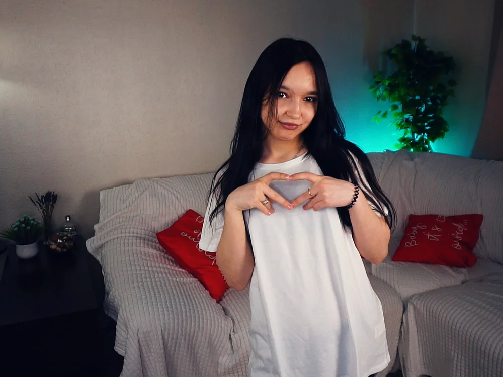 ArletteCowee's Offline XXX Chat