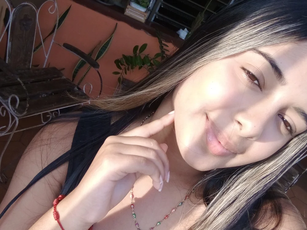 _Jesus_mila_'s Offline Chat Room