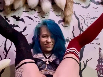 Toxii- - Girl 