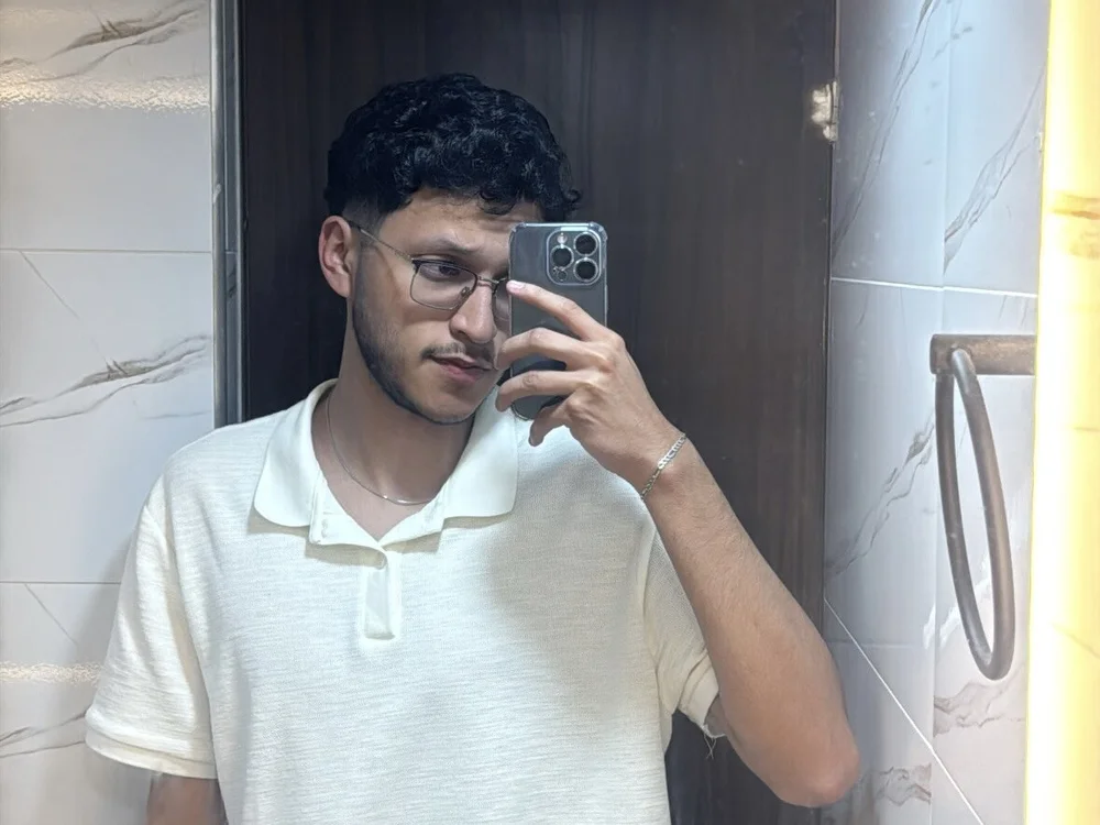 Sebastian19young's most recent online preview