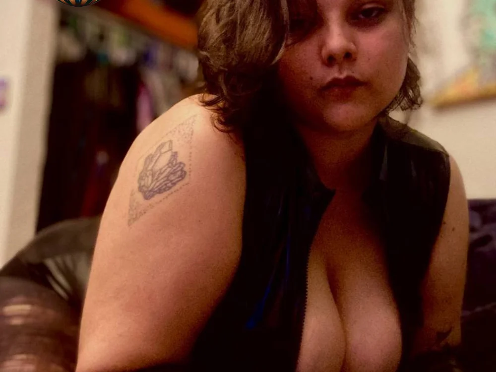 Offline XXX chat modela QueeftheClown