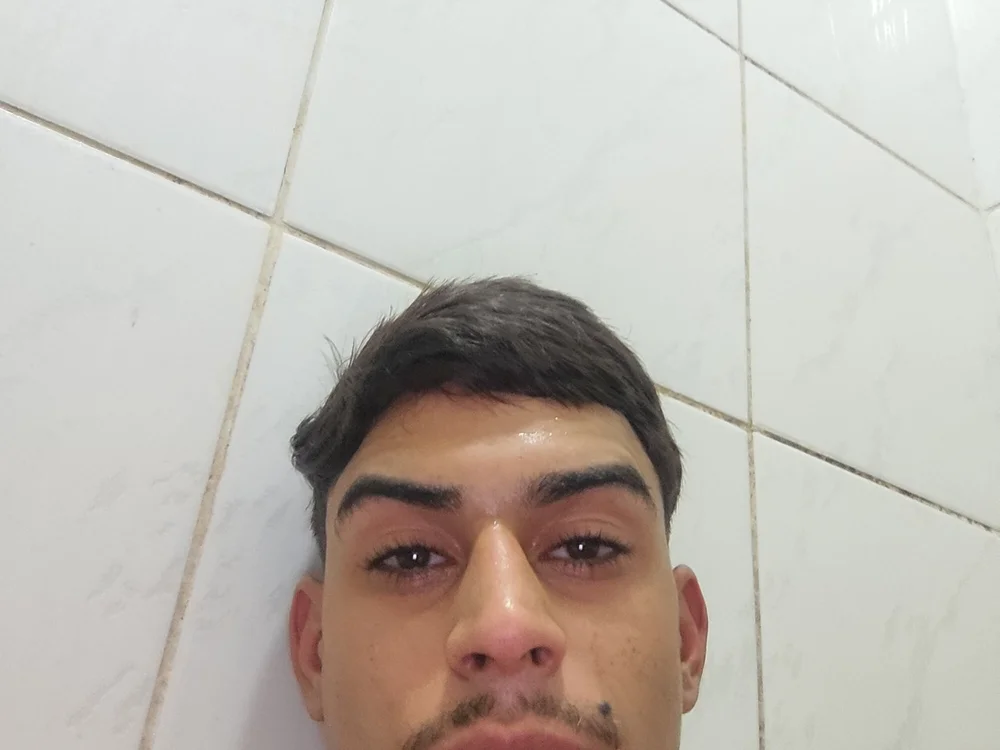 Miguel_xxt offline XXX-chat