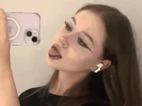 Esmie_Smile Live XXX-Chat