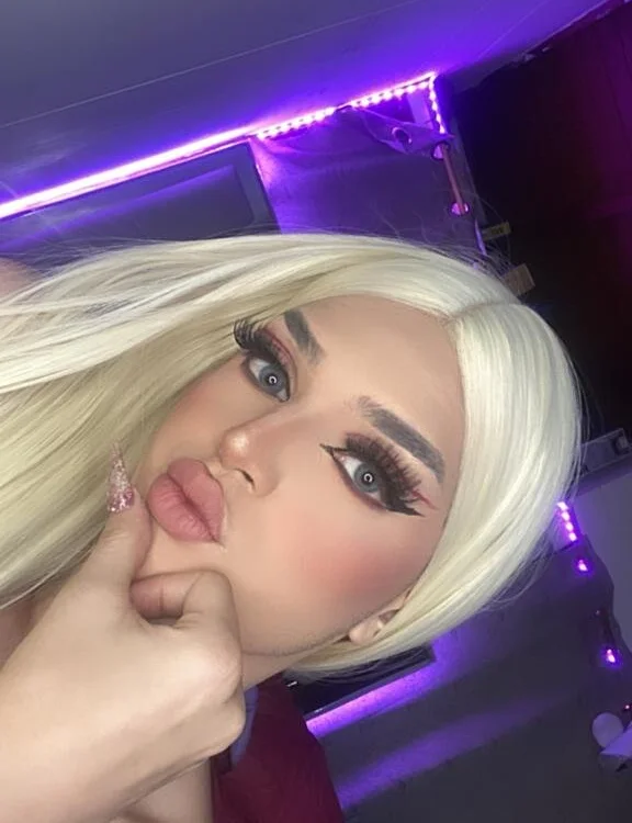 Sammons_ offline XXX-chat