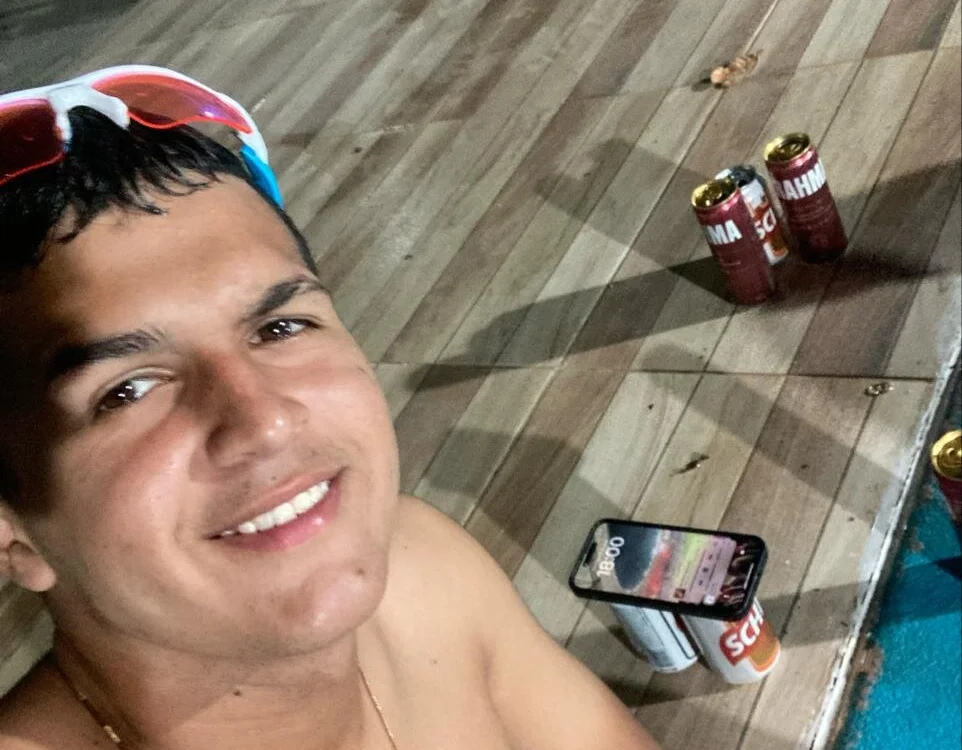 grinss' Offline Chat Room