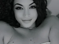SweetCheeks888 webcam model