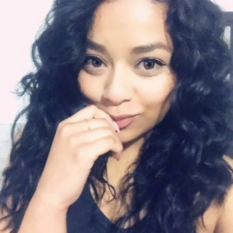Dalilass_25's Offline Chat Room