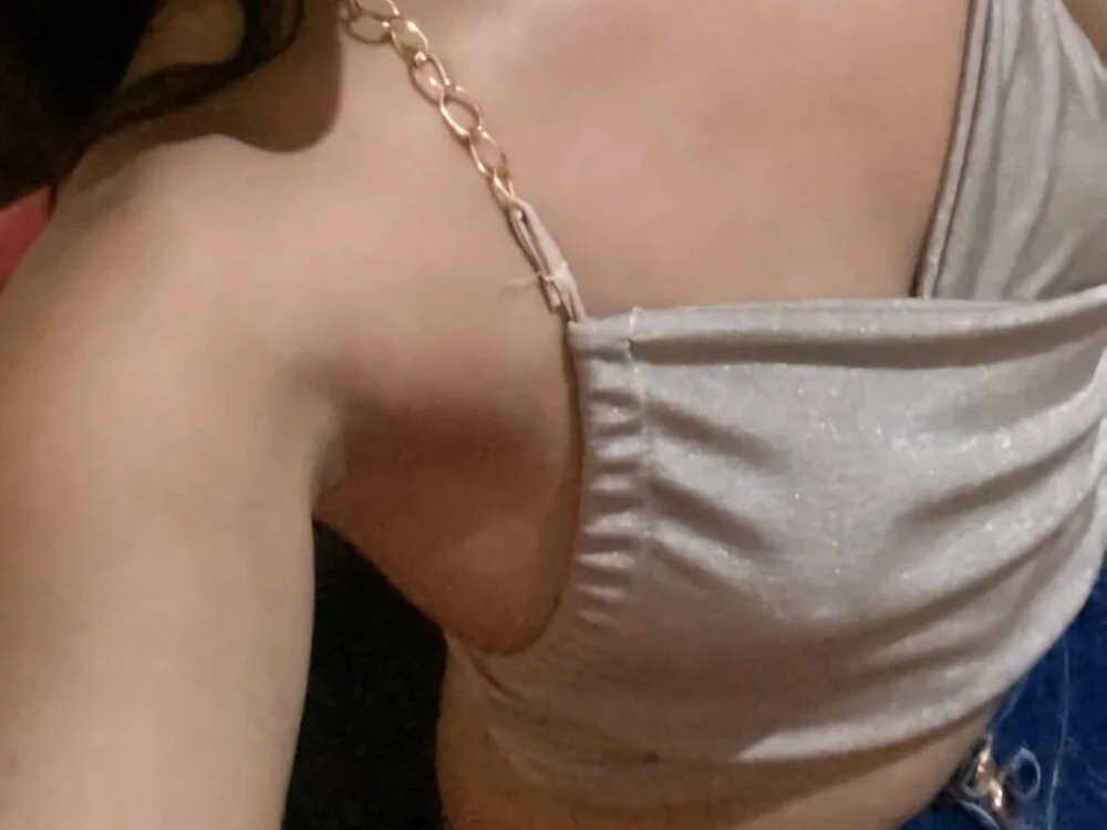 camila_adrianのオフラインXXXチャット