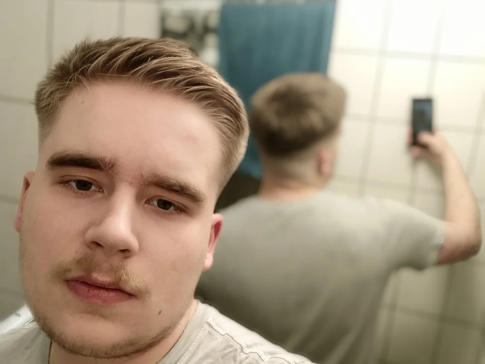 18_emil's Offline Chat Room