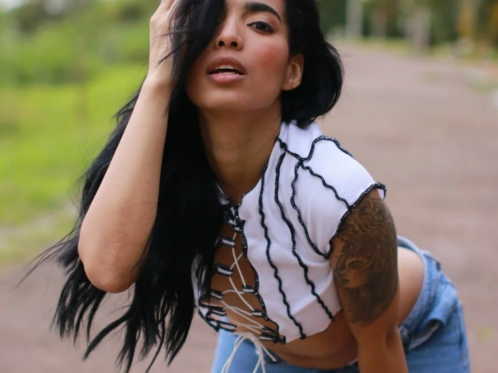 AishaSoler offline chatrum
