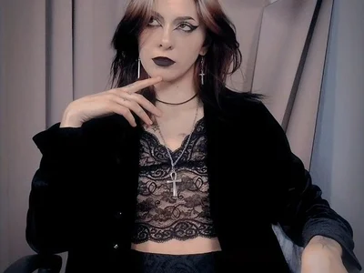 LorenLoiss - Girl 