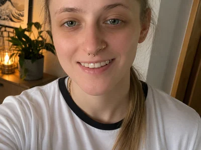 LeaWetGirl