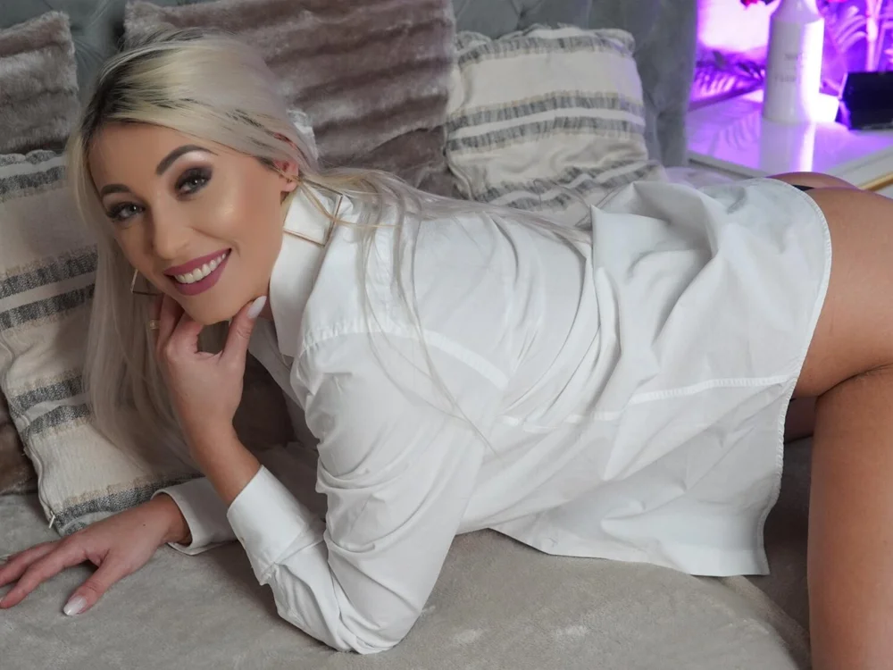 KimCharm's Offline Chat Room