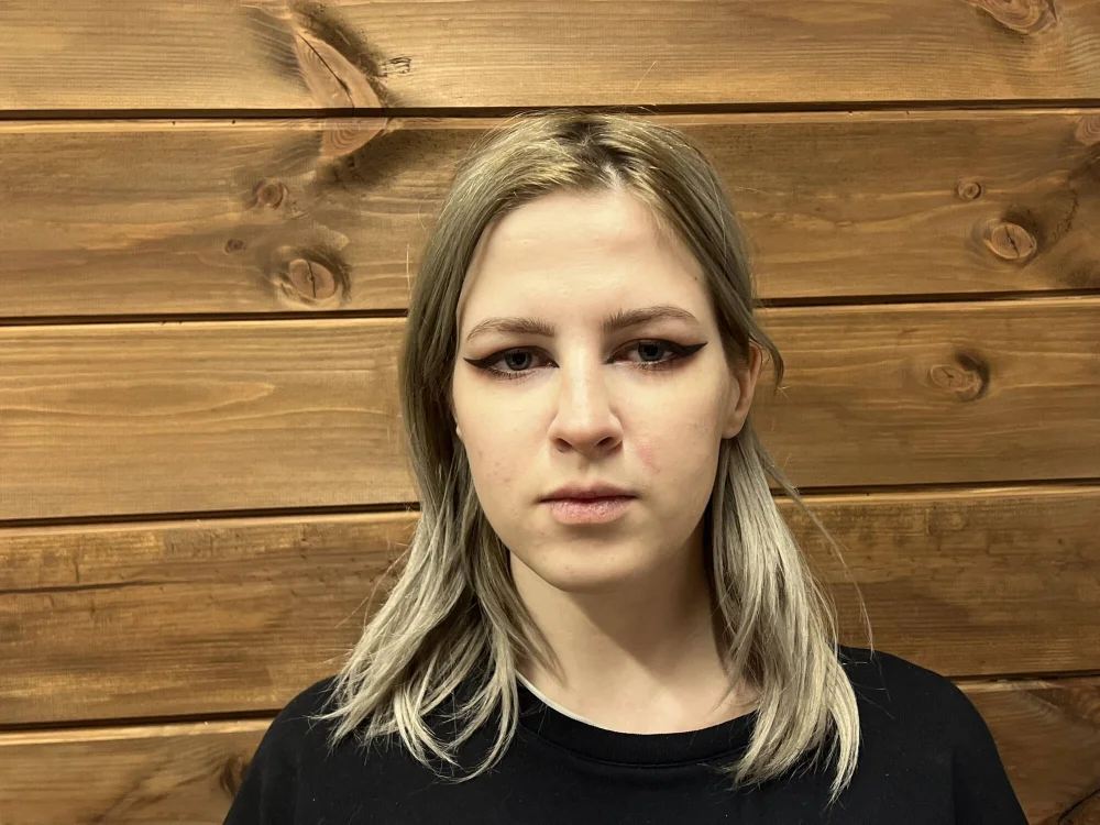 BeckySmlth's Offline Chat Room