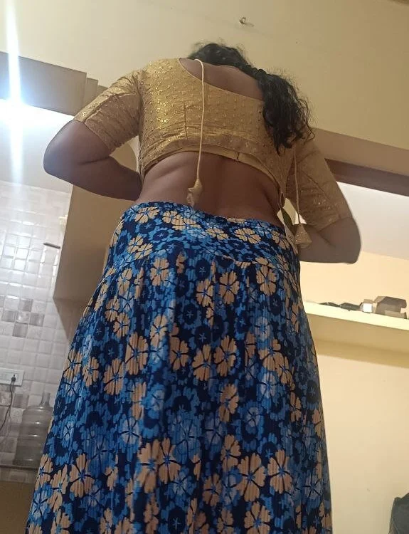 Preethi_honey's most recent online preview