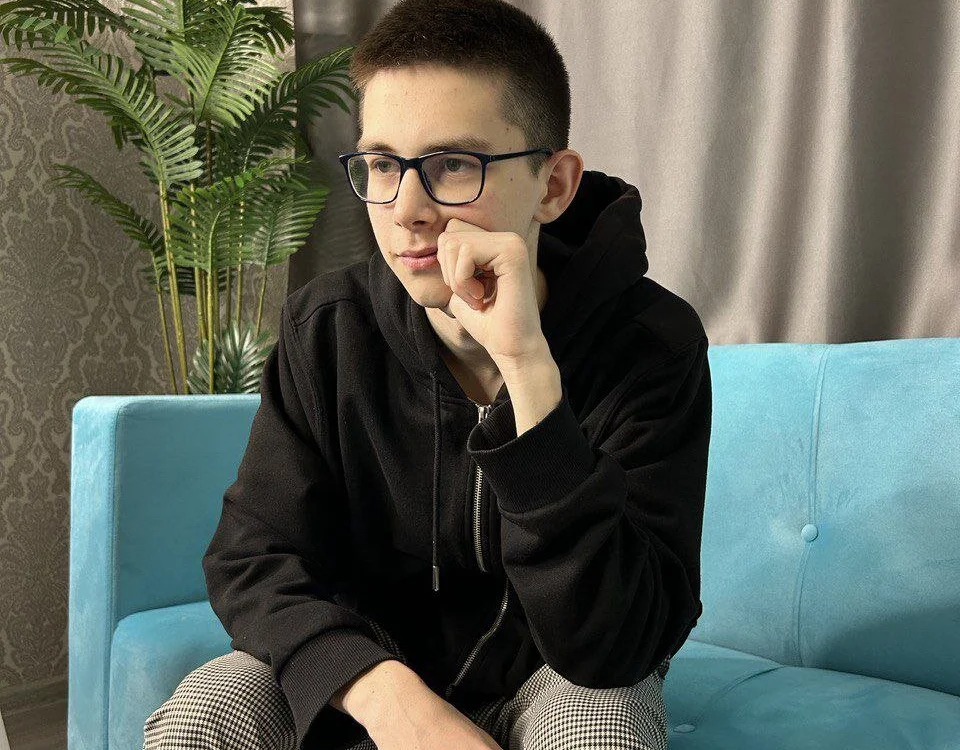 Alex_starline's Offline Chat Room