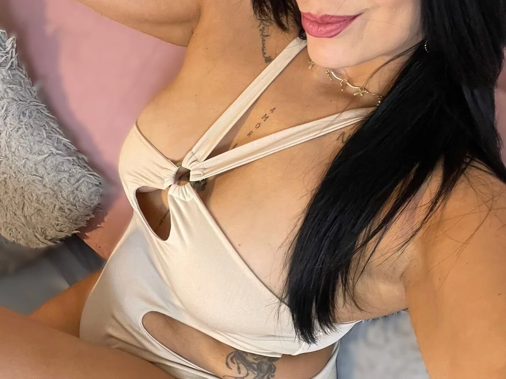 Temis_Selene's Live XXX Chat