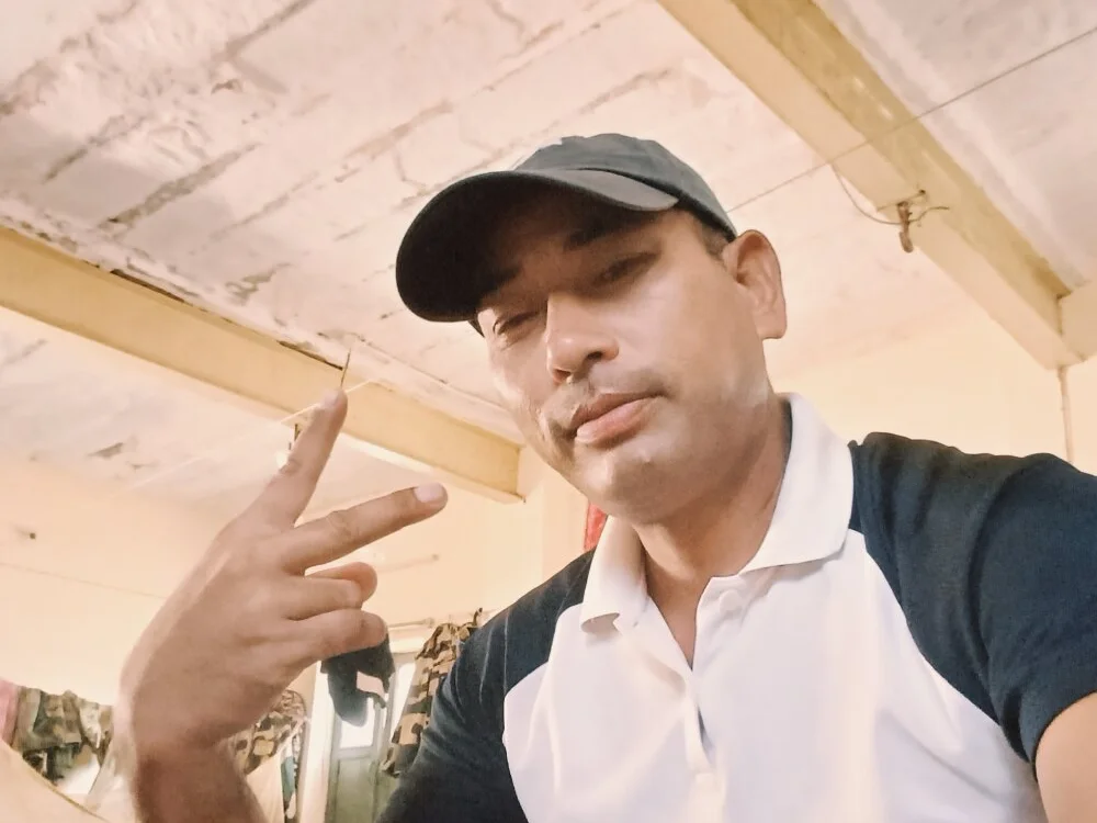 saiba1234 Offline XXX Chat