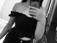 Keshayummy2027's webcam live show