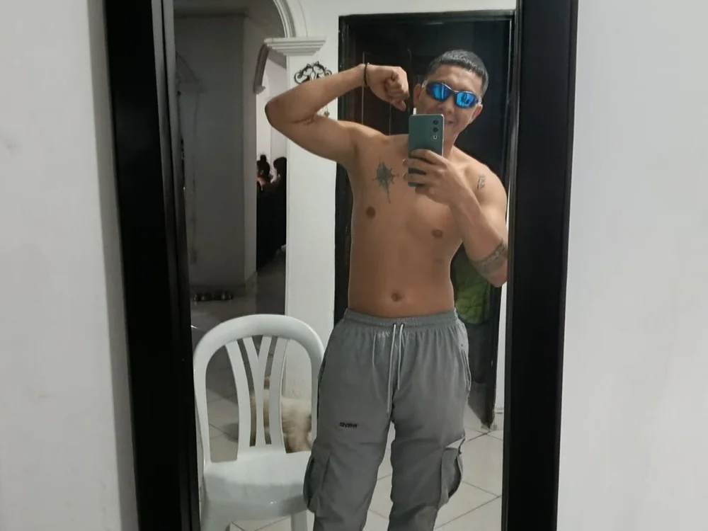 Ethan_Smith__ offline XXX-chat