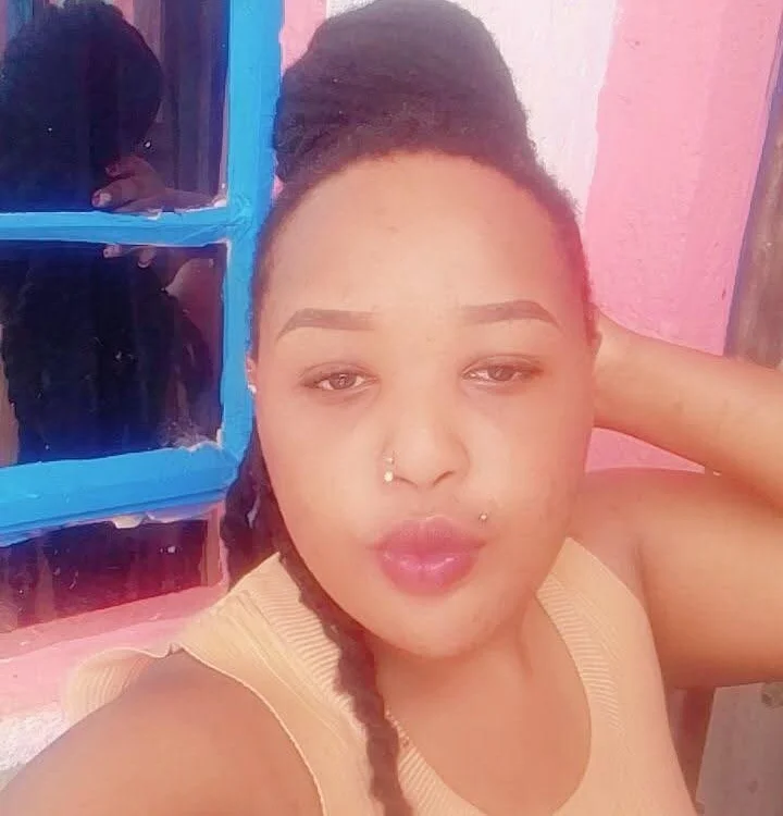 Queen_beez Ruang Obrolan Offline