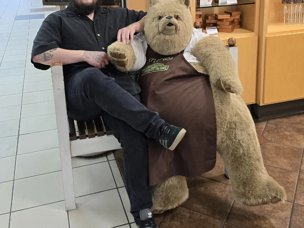 Slightly_Happy's Offline Chat Room
