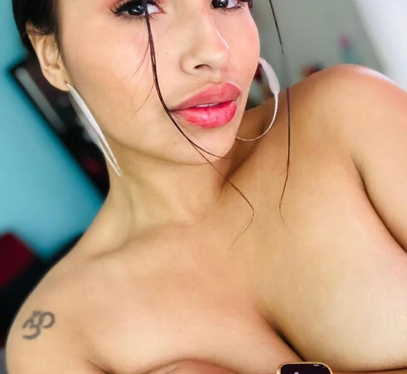 alicia_rouusel Chat XXX offline