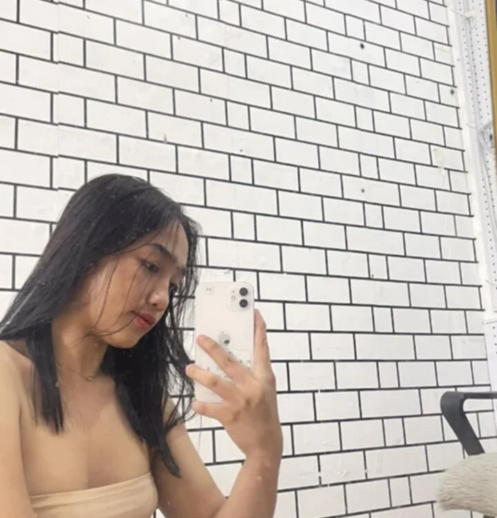 Офлайн-чат XXX BigCockCristine