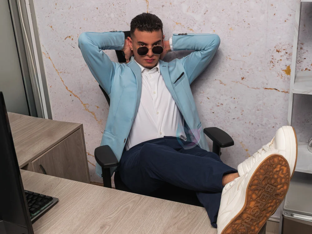 Offline XXX chat Maximo__