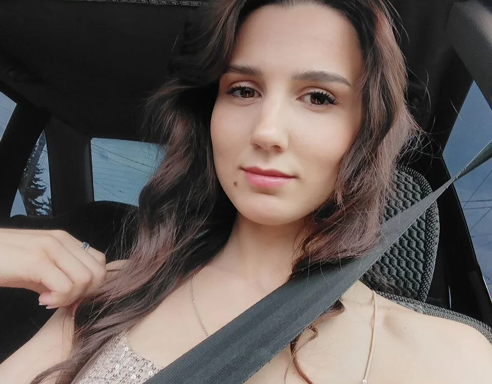 AprilSoftness' Offline Chat Room