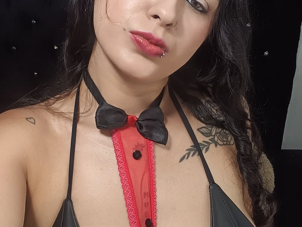 Mar_Ken Adlı Modelin Çevrimdışı XXX Sohbeti