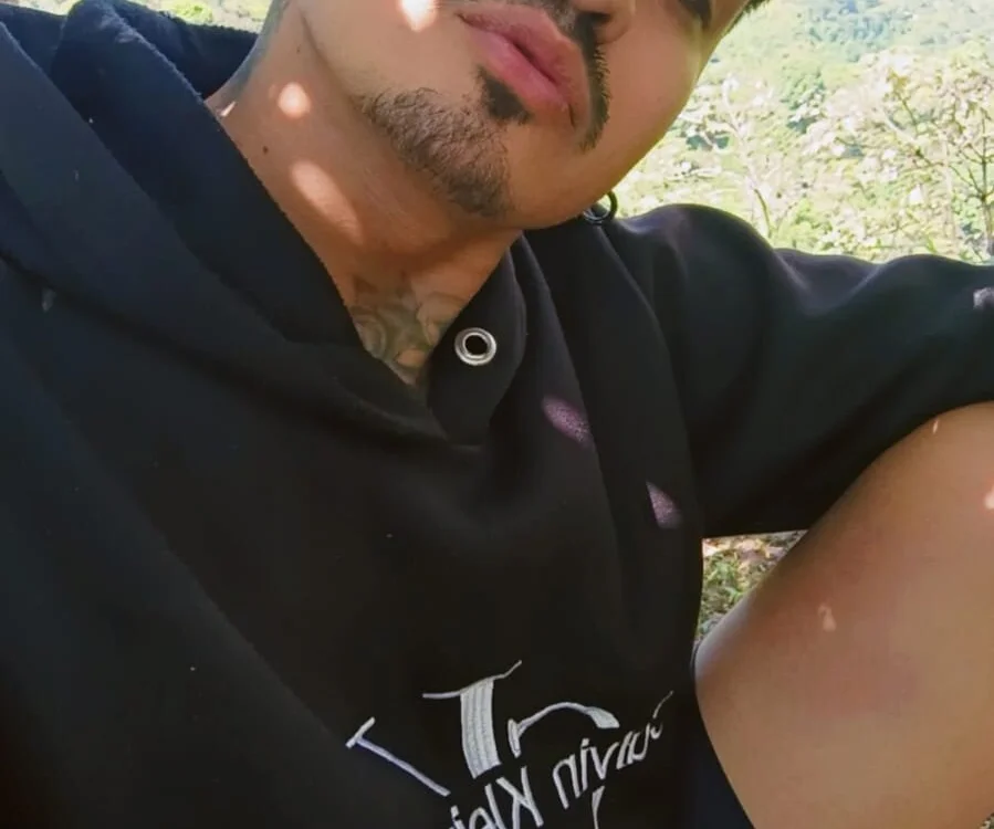 Offline XXX chat Mateo_Valencia_