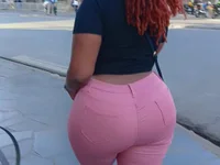 Thicky_thickk's Offline XXX Chat