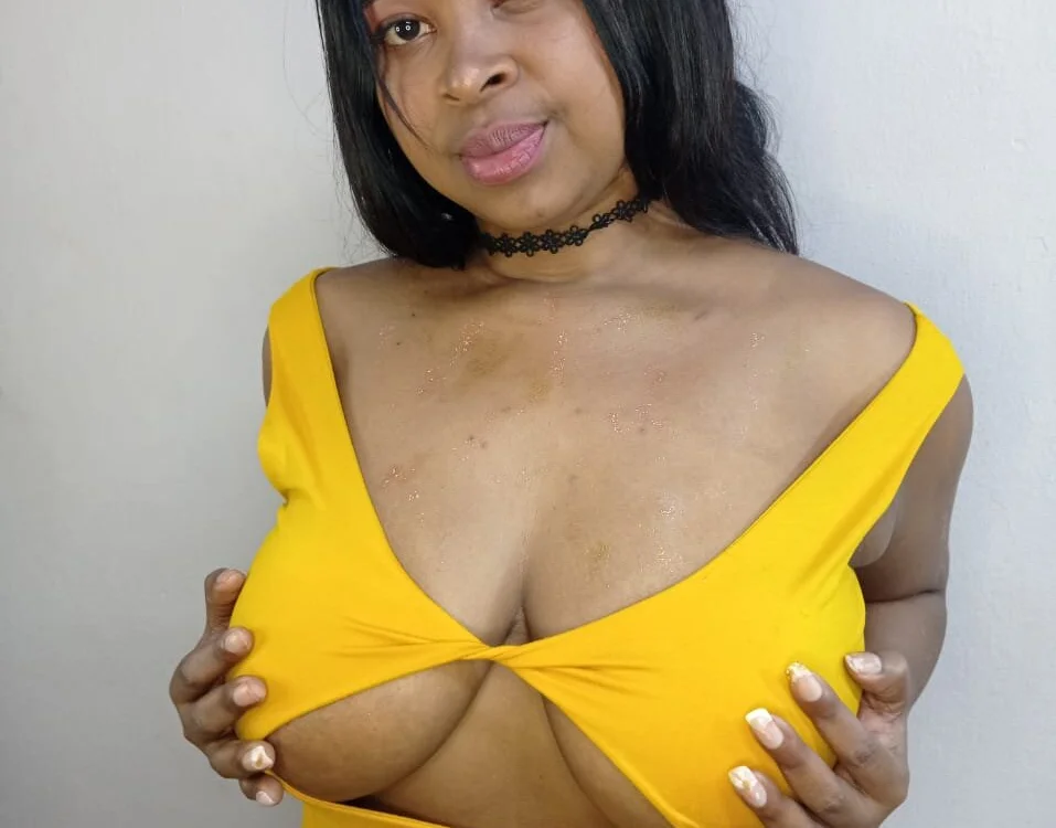 Yadira_Suarez offline chatrum