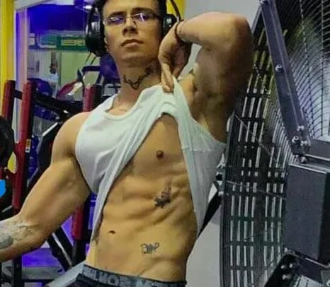 NoahhBrown 오프라인 XXX 채팅