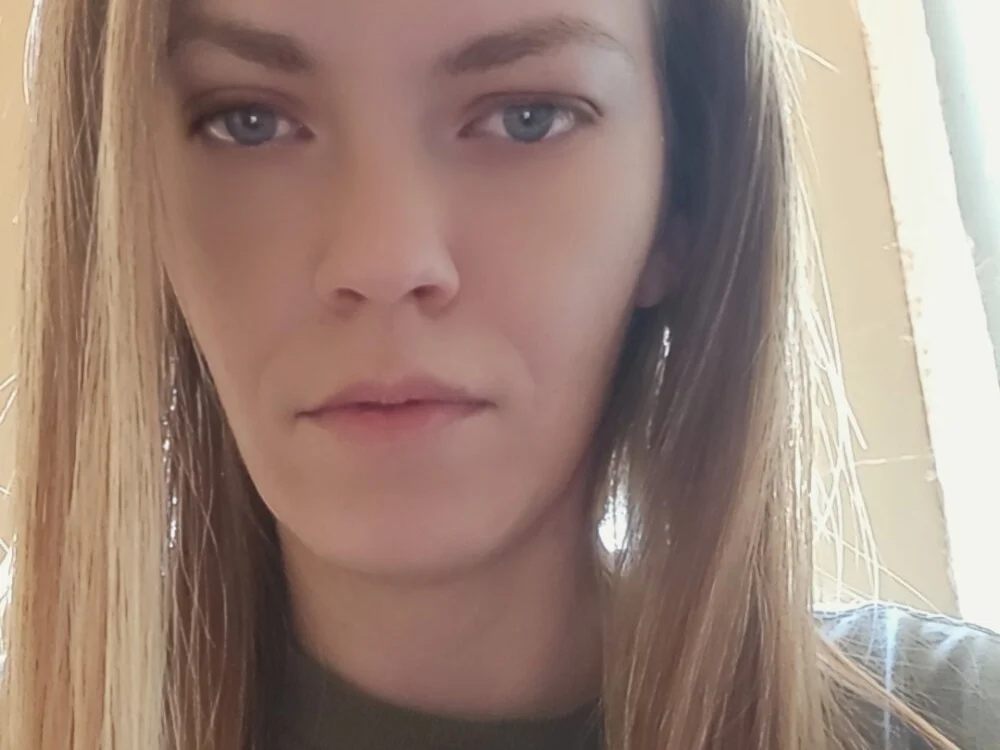 Bashfullbooty23's Offline XXX Chat