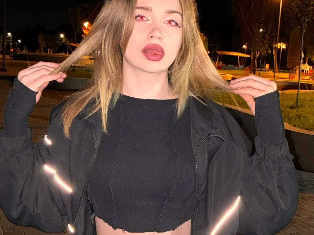 XXX chat uživo modela xeniamiss