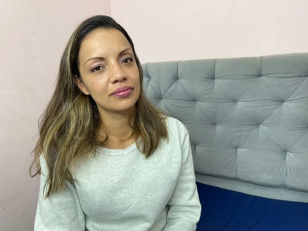 chanelwhitethx's Offline XXX Chat