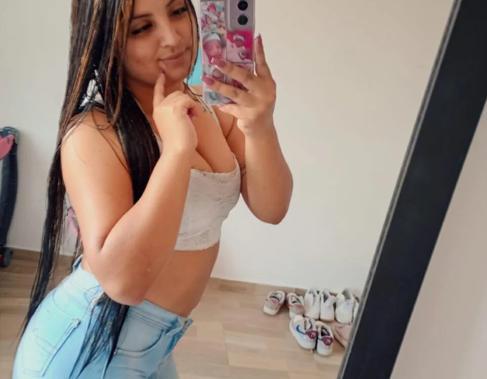 Chloe01__ offline chatrum