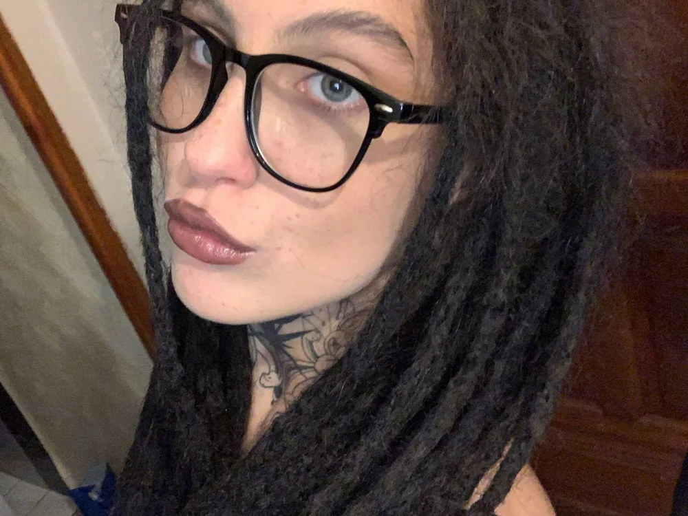 TheresaElliott's most recent online preview