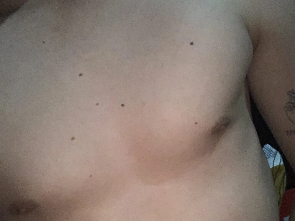 Tonyy55743 离线XXX聊天