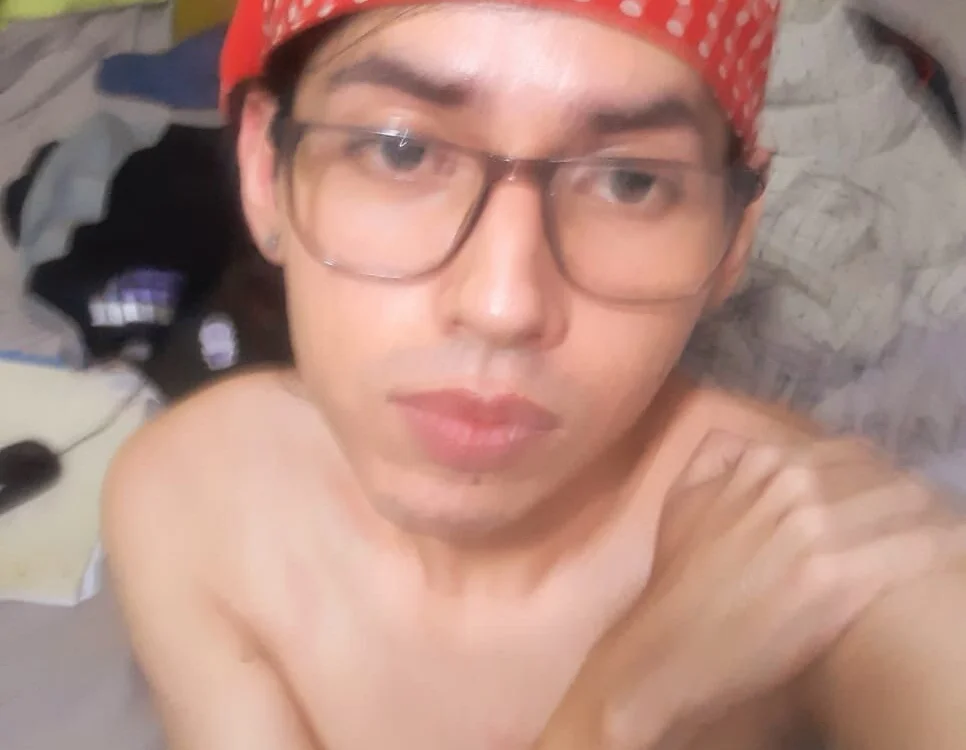 Bonyx01's Offline XXX Chat