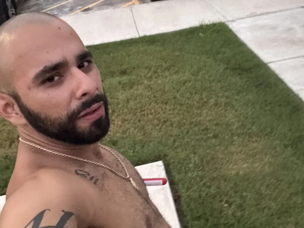 felixgarza731 Offline XXX Chat