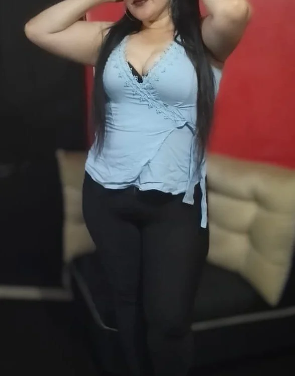 Malu_frank's Offline Chat Room