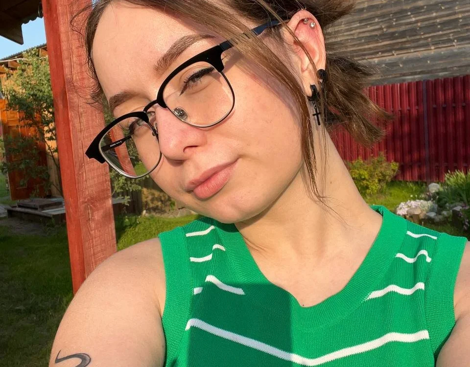 NadaRudeen's Offline XXX Chat