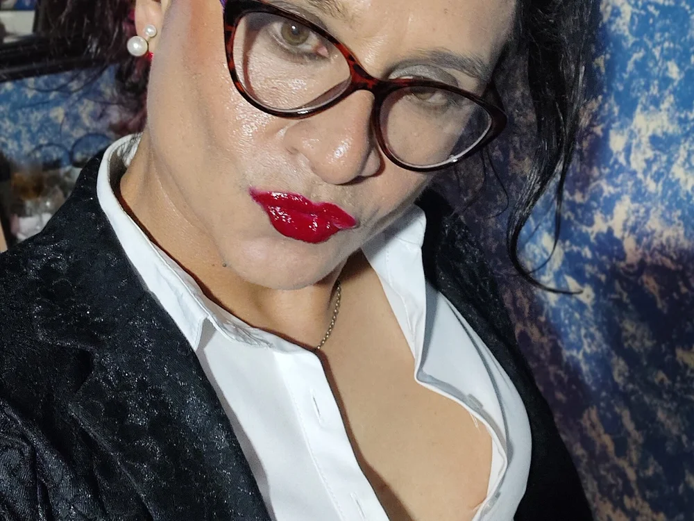 Jessica1980's Offline Chat Room
