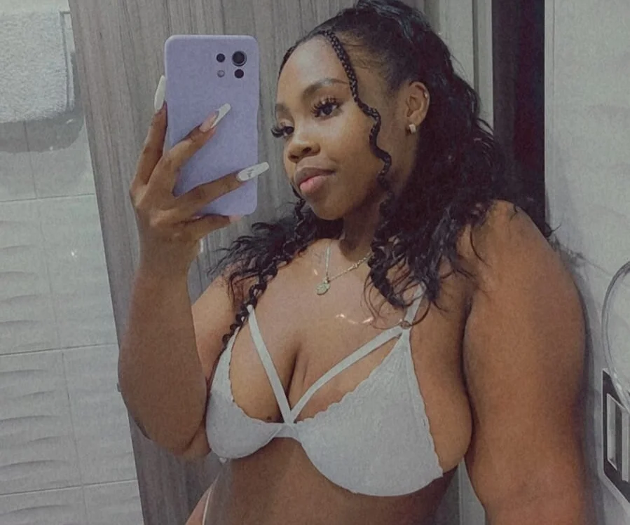 Chat +18 off-line de Megaanfox