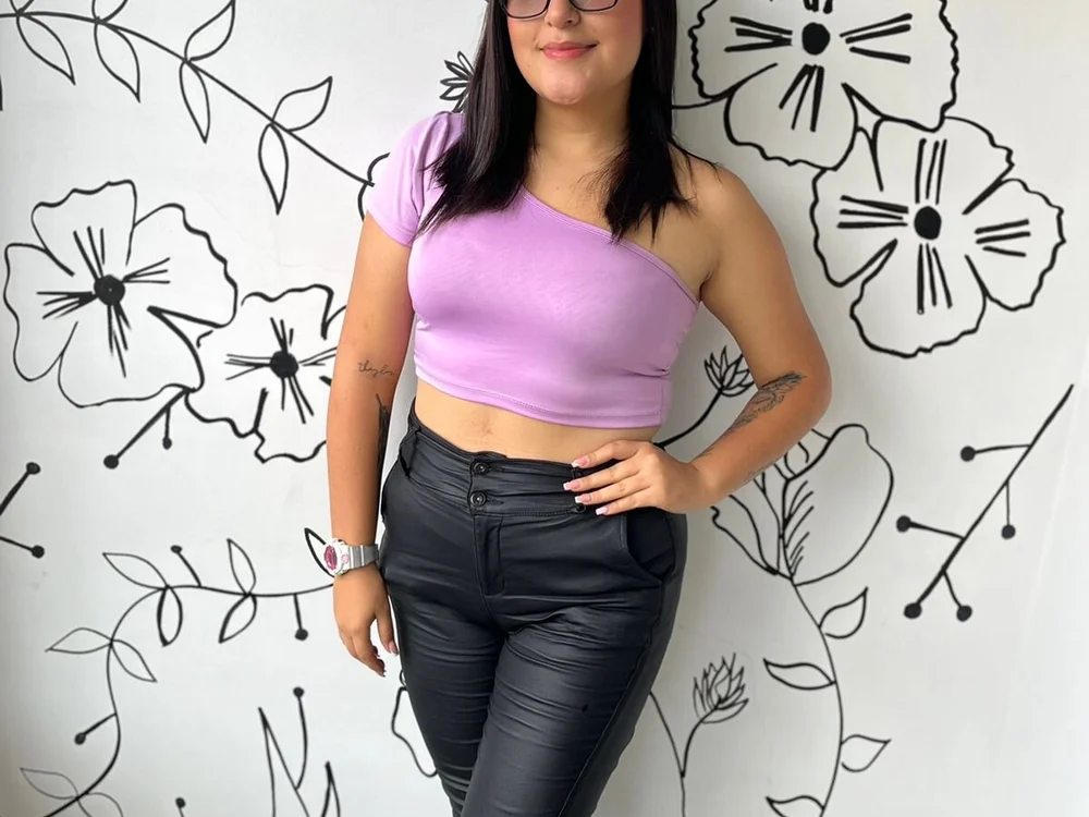 LynetteSutton's Offline Chat Room