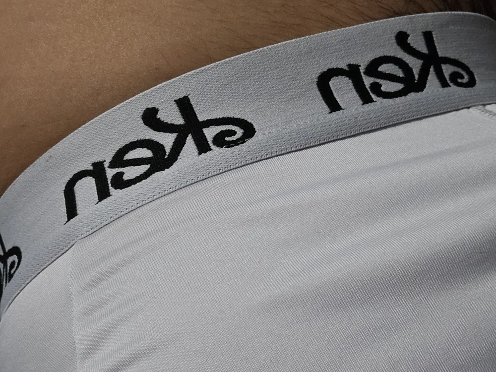 hornyBee1993 Offline XXX-Chat